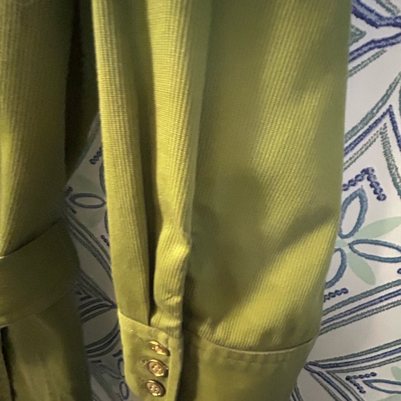 Charter Club EUC Belted Olive Green Blouse/Light Blazer w/ Gold Button Details - Picture 9 of 12